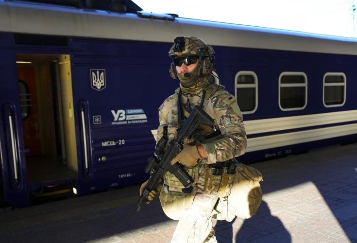 Photo Gallery: Carney travels to Ukraine to mark Independence Day