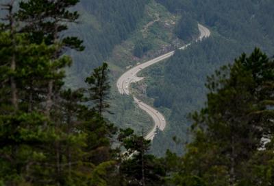 One dead in busy weekend for rescuers in B.C.'s Sea to Sky backcountry