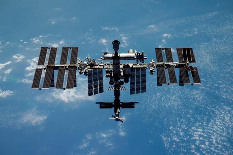 Russian spacecraft leaks coolant, station crew reported safe