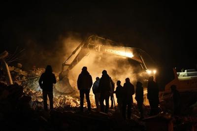 How long can people survive in the rubble of an earthquake?