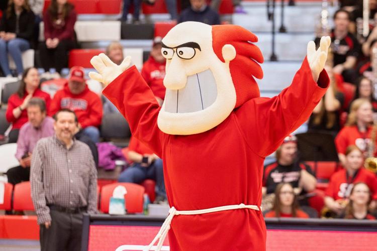 March Madness mascots take center stage during NCAA men's and women's tournaments