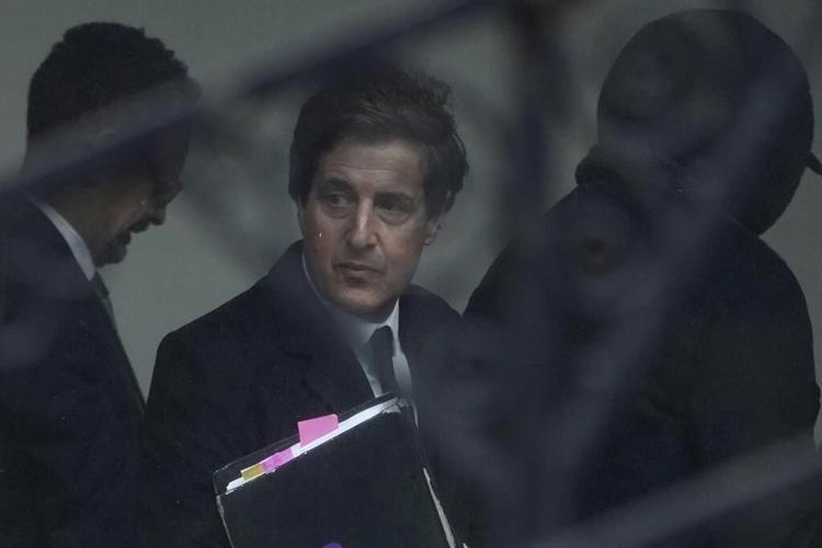 Prince Harry's battle with British tabloids heads for courtroom showdown
