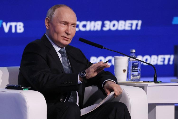 After Trump's win, Russian disinformation aims to drive a wedge between the US and Ukraine