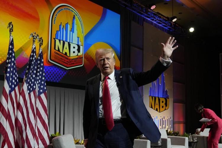 Trump ramps up his defense of Vance after one of the rockiest VP rollouts in recent memory