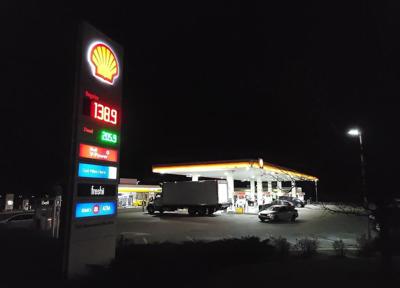 Carbon price and rebates rising Saturday in Ontario, Prairies