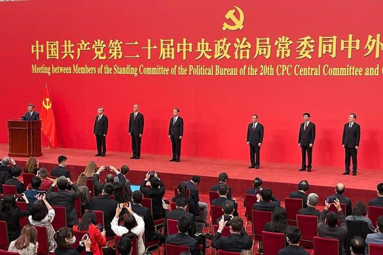 China's Xi expands powers, promotes allies