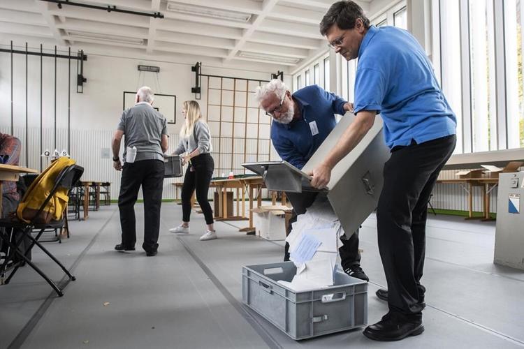 Swiss elect their parliament on Sunday with worries about environment and migration high in minds
