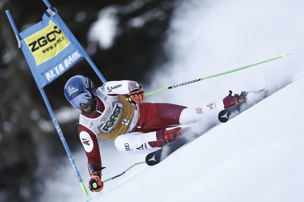 Swiss Star Marco Odermatt Edges Zubčić To Win World Cup Giant Slalom At ...