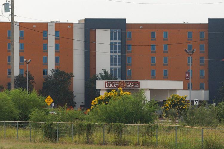 2 killed, 5 wounded when man opened fire in casino parking lot in Texas, authorities say