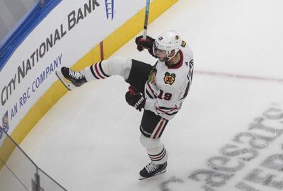 Jonathan Toews returning to NHL with hometown Winnipeg Jets