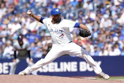 Toronto Blue Jays officially sign reliever Garcia to two-year, US$15M deal
