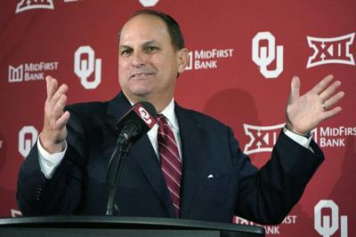 Oklahoma athletic director Joe Castiglione announces retirement plans