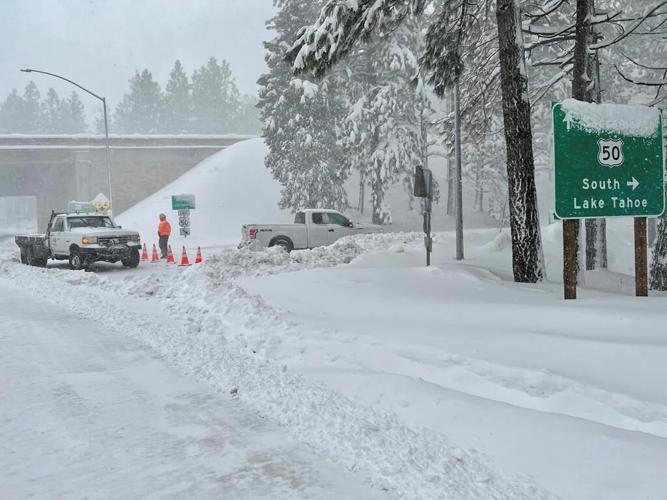 To the rooftops: Staggering snowfall in California mountains