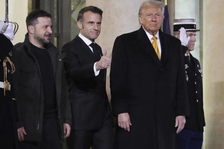 Trump is welcomed by Macron to Paris with presidential pomp and joined by Zelenskyy for their talks