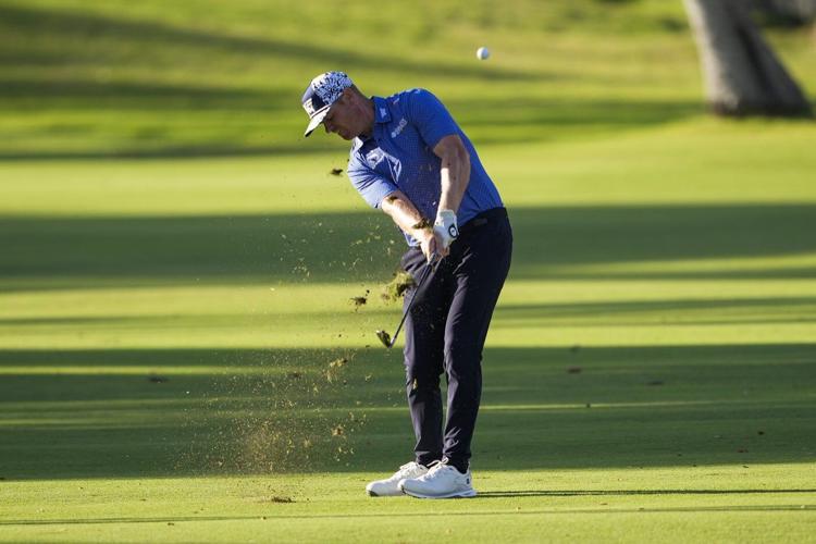 Fishburn, McCarthy share Sony Open lead