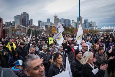 B.C. port supervisors' union and employers ratify four-year deal