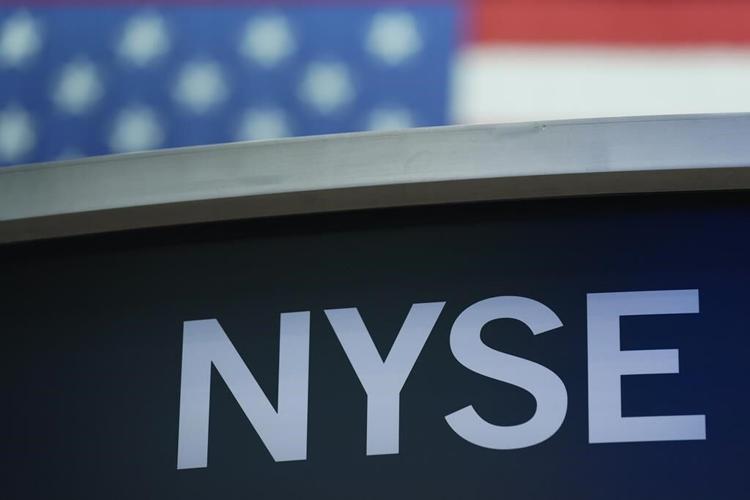 Asian shares mostly lower on worries over China outlook
