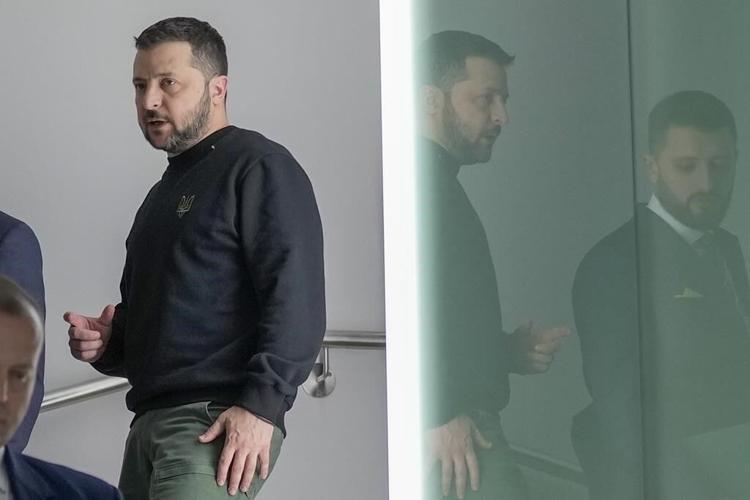 Zelenskyy takes center stage in Davos as he tries to rally support for Ukraine's fight