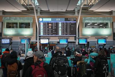 B.C. snow, cold Alberta temperatures cause significant flight cancellations: WestJet