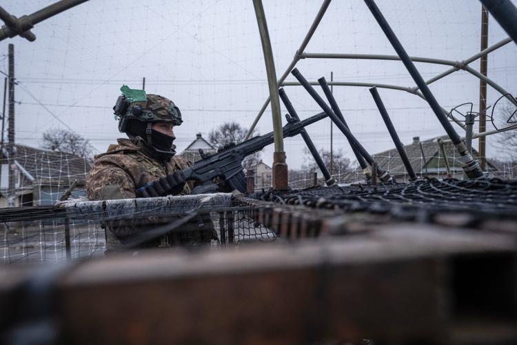 A Kremlin official confirms that U.S.-brokered Russia-Ukraine talks are resuming this week