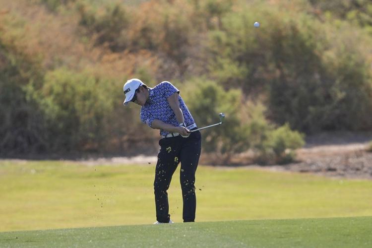 Akie Iwai shoots 64 playing alongside twin sister for share of LPGA Tour lead at El Caballero