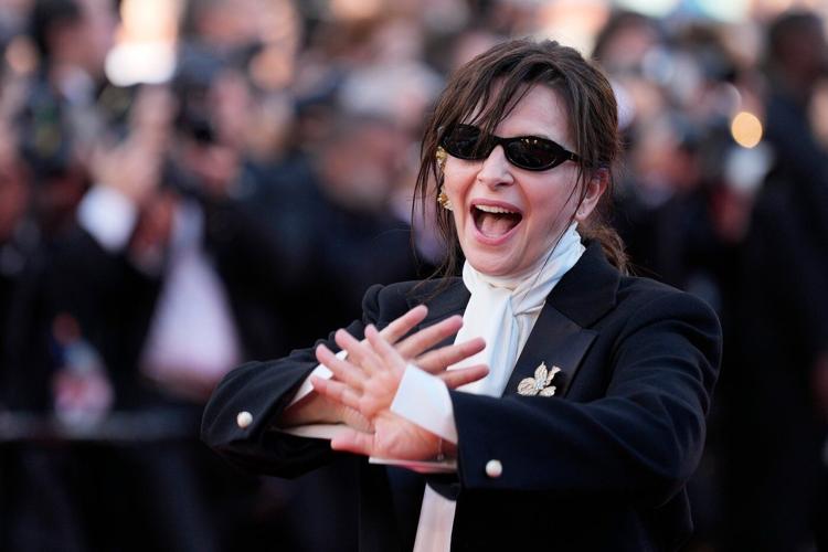 Czech film fest in Karlovy Vary honors Dustin Hoffman and Juliette Binoche