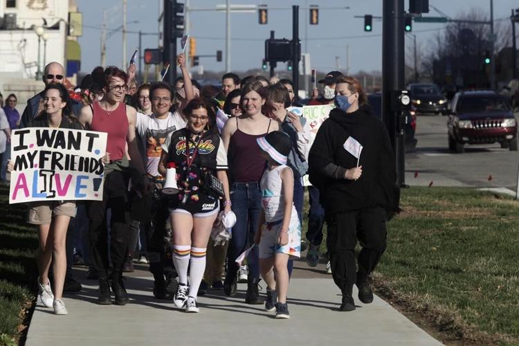 Kansas legislators impose sweeping anti-trans bathroom law