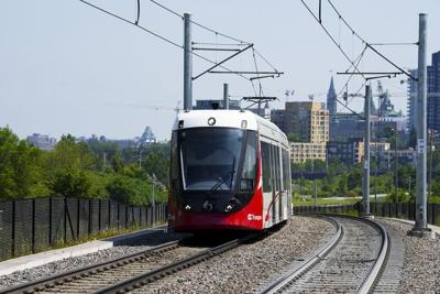 Tunnel troubles shut some stations along Ottawa's beleaguered LRT system — again