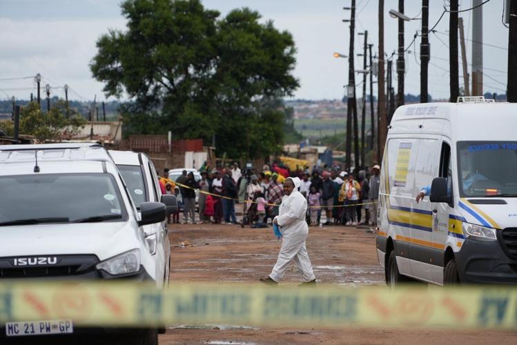 9 killed, 10 wounded in South African pub shooting