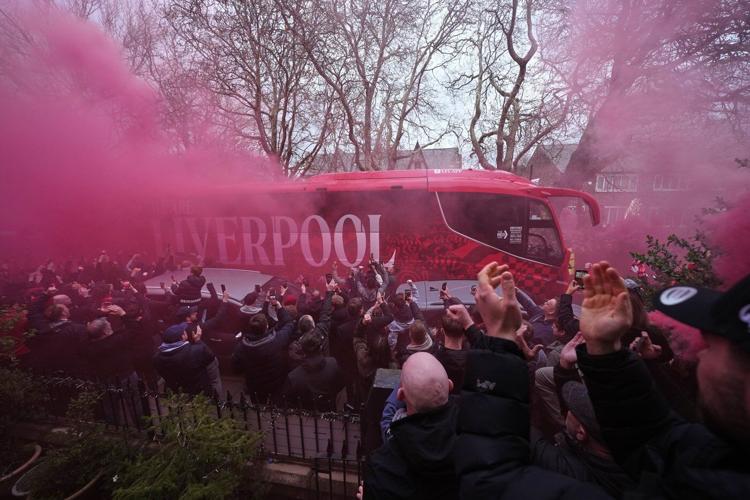Paris Saint-Germain beats Liverpool at Anfield to reach the Champions League semifinals
