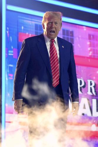 The new right gathers to celebrate Trump and the splintering of the Republican Party