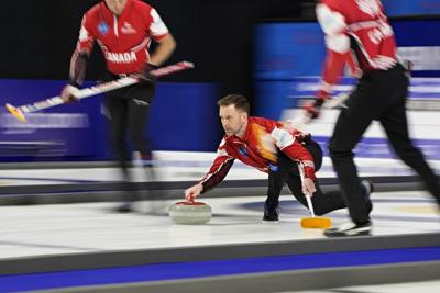 Elite curlers adapt to new 'no tick' rule designed to inject more suspense into games
