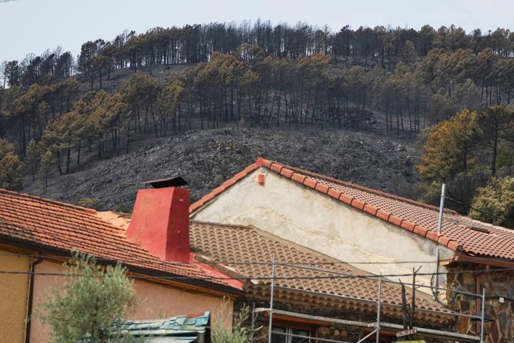 Firefighters in central Spain battle huge wildfire during heat wave