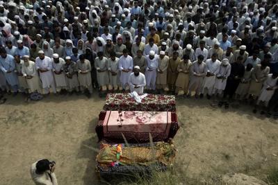 Pakistan urges the Afghan Taliban to prevent militants from crossing the border and staging attacks