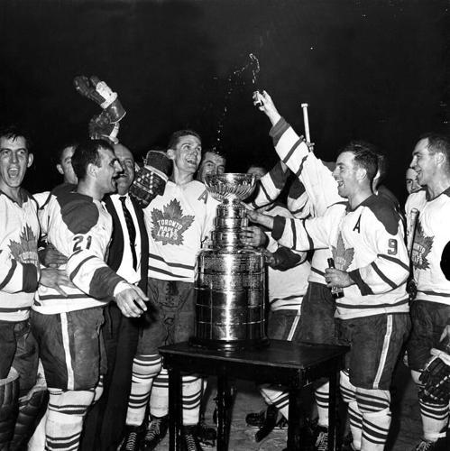 Leafs legend Baun, who scored goal in 1964 Stanley Cup on broken leg, dead at 86