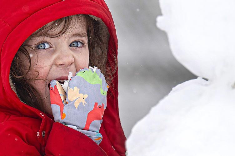 Northeast US digs out from brutal storm that disrupted flights and canceled school