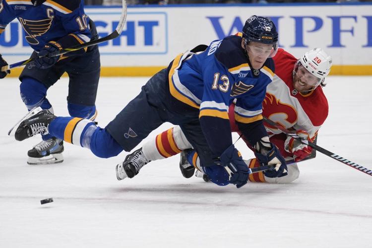 Radek Faksa scores tiebreaking goal as Blues beat Flames 2-1