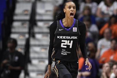 Engaged Sun teammates Alyssa Thomas and DeWanna Bonner find work-life balance in the WNBA