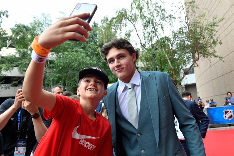 Maple Leafs select Gavin McKenna first overall at NHL draft