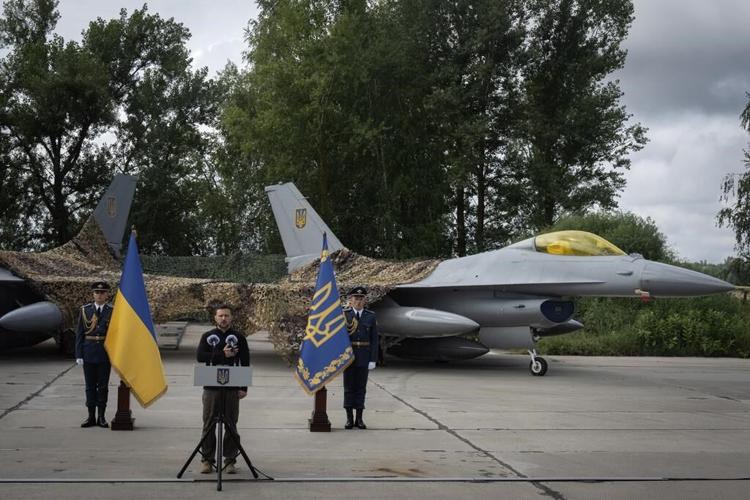 Ukraine's Zelenskyy displays newly arrived F-16 fighter jets to combat Russia in the air