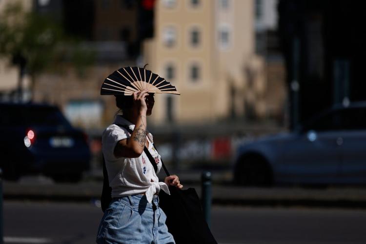 How a heat dome is formed and why experts blame one for Europe's baking temperatures