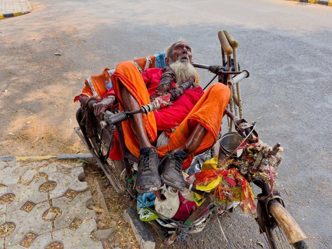 Northern India on the boil with heat waves disrupting normal lives and raising health concerns