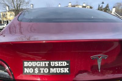 Once proud fans, some Tesla owners in Canada embarrassed by company's CEO