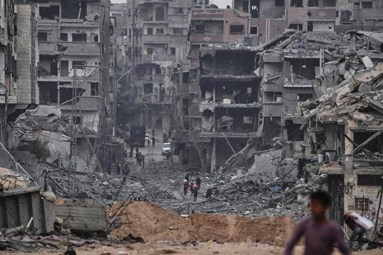 Photos show Gaza’s destruction as families return to what's left of their homes