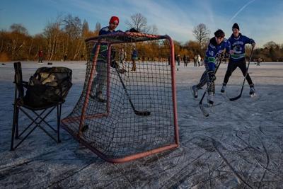 Skaters take rare chance to hit the ice in B.C. cold snap, but face safety warnings