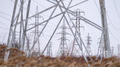 Strong winds leave thousands in the dark in Central Canada, Maritimes