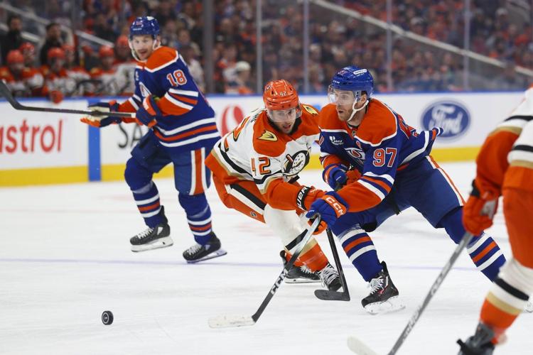 No question mark around McDavid, Oilers wary of Ducks late-game surges in Game 6
