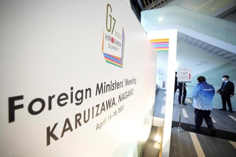 G7 vows to step up moves to renewable energy, zero carbon