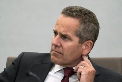 Fed's top financial regulator urges 'guardrails' for crypto