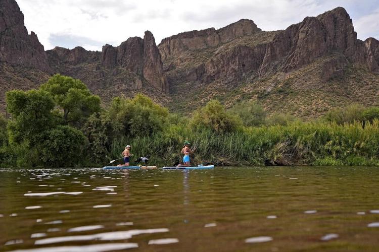 As he leaves Phoenix's blistering sun, AP's climate news director reflects on desert life